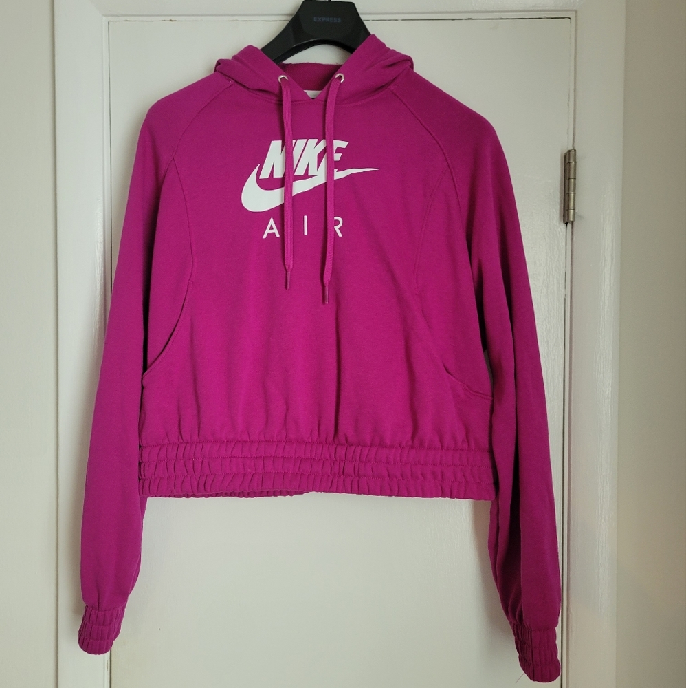 Nike NWT Women's hoodie size Medium